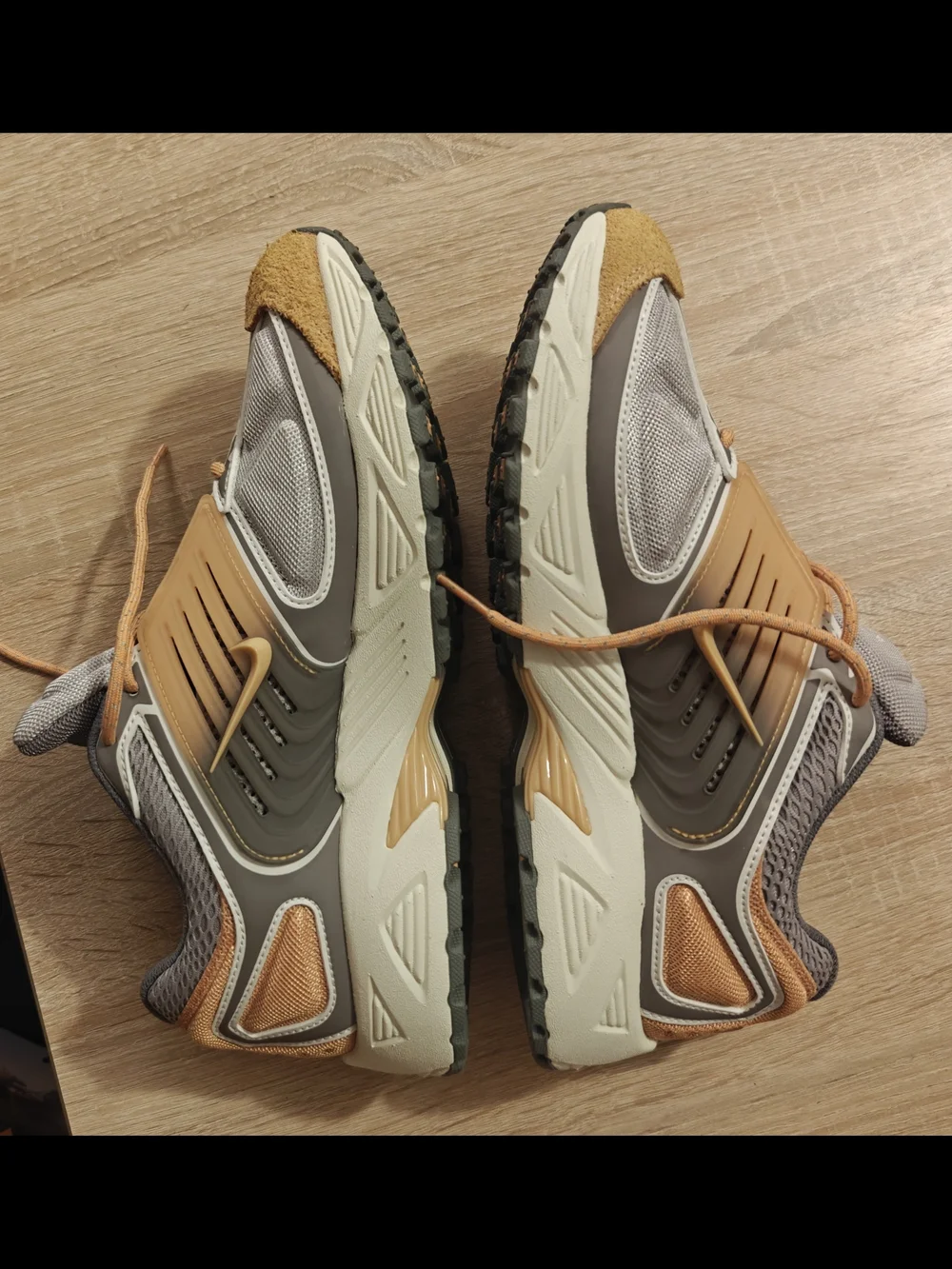 Size 8.5 - Nike Pegasus Wave Premium College Grey Copper Moon